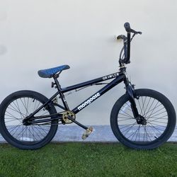 20” mongoose brawler freestyle Bmx bike