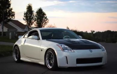 03-06 Nissan 350z Terminator Carbon Fiber Hood Vis Racing Brand 