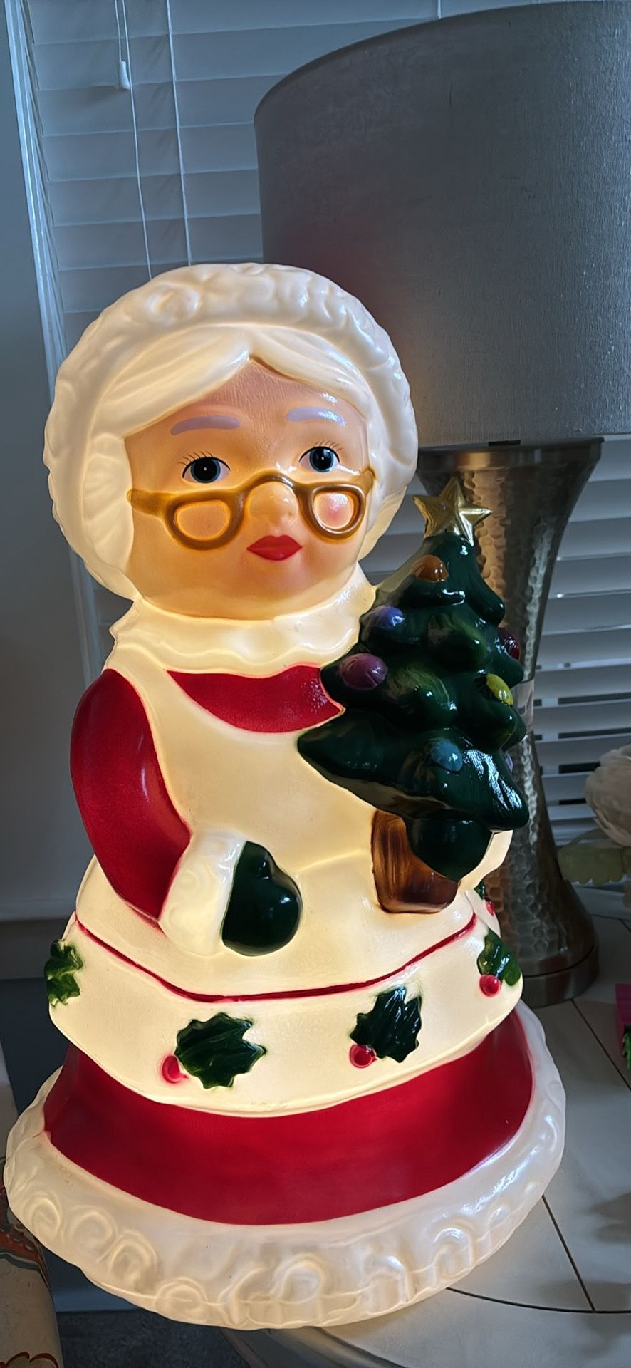 Mrs Santa Claus 24” Blowmold Lights Up