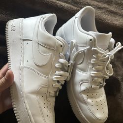Air Force 1s men’s size 9.5