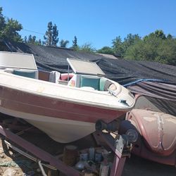 1996 Larson Hampton V8  $2600  Good Running Engine 