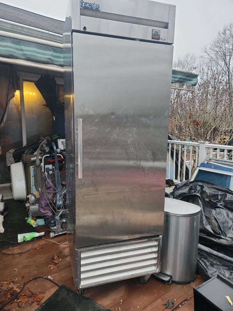 TrueTemp Refrigerator/ Freezer
