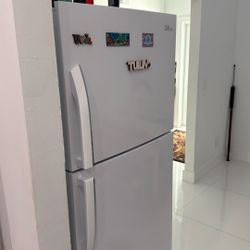Refrigerator 6 Foot Tall