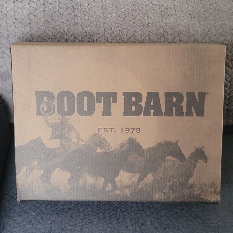 New Cowboy Boots Sz13