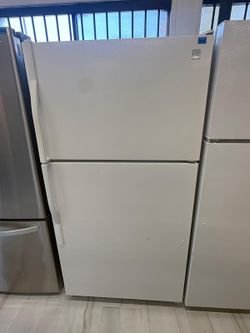 Kenmore White Top-Freezer Refrigerator!!!