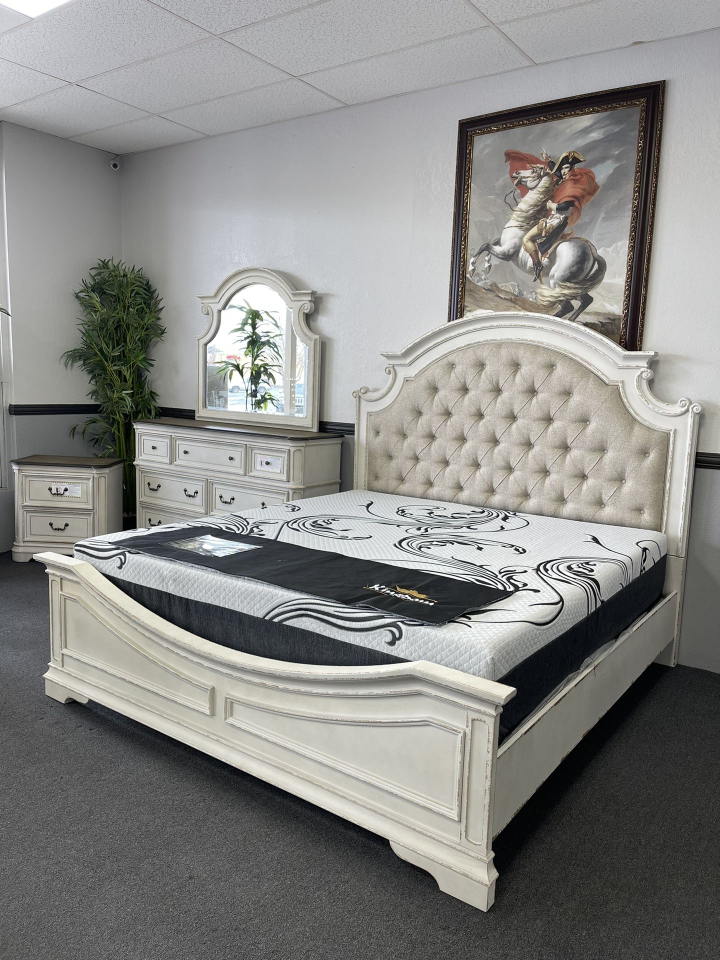 4PC King Bedroom Set 🔥SALE🔥