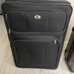 25 Inch Suitcase 