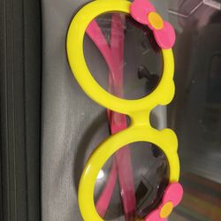 Kids Sun Glasses 👓 Brand New