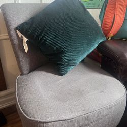 Accent Chair 