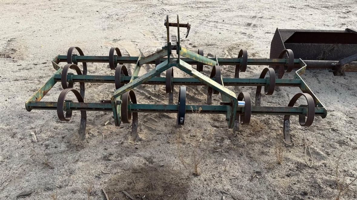 Tractor Springtooth Attachment