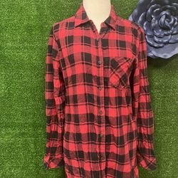 BP Red And Black Check Collared Shirt Size Medium