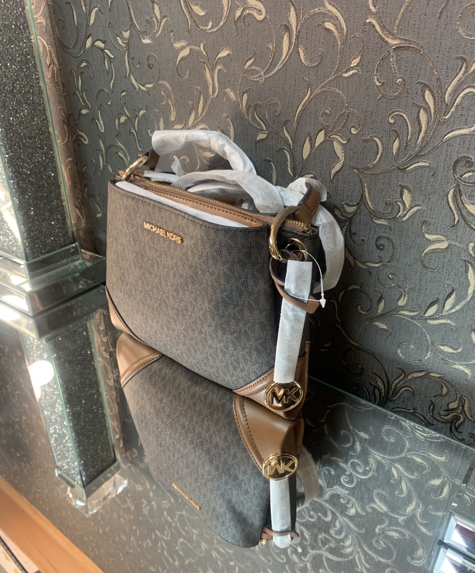 New Michael Kors Handbag 