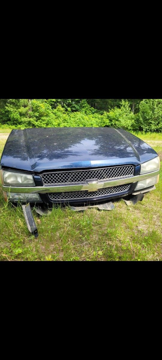 05 Chevy Front Clip