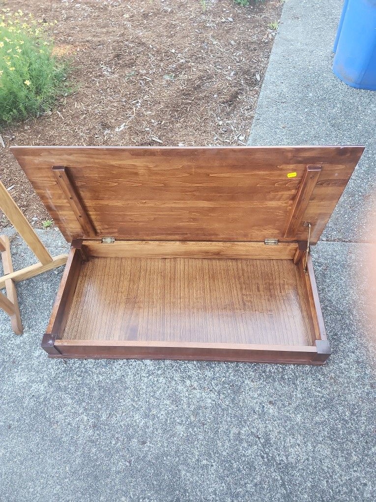 Small Table Top That Opens.
