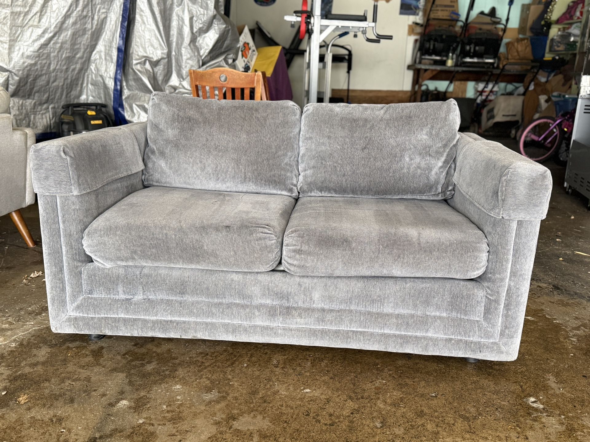 Stratford Lazy Couch