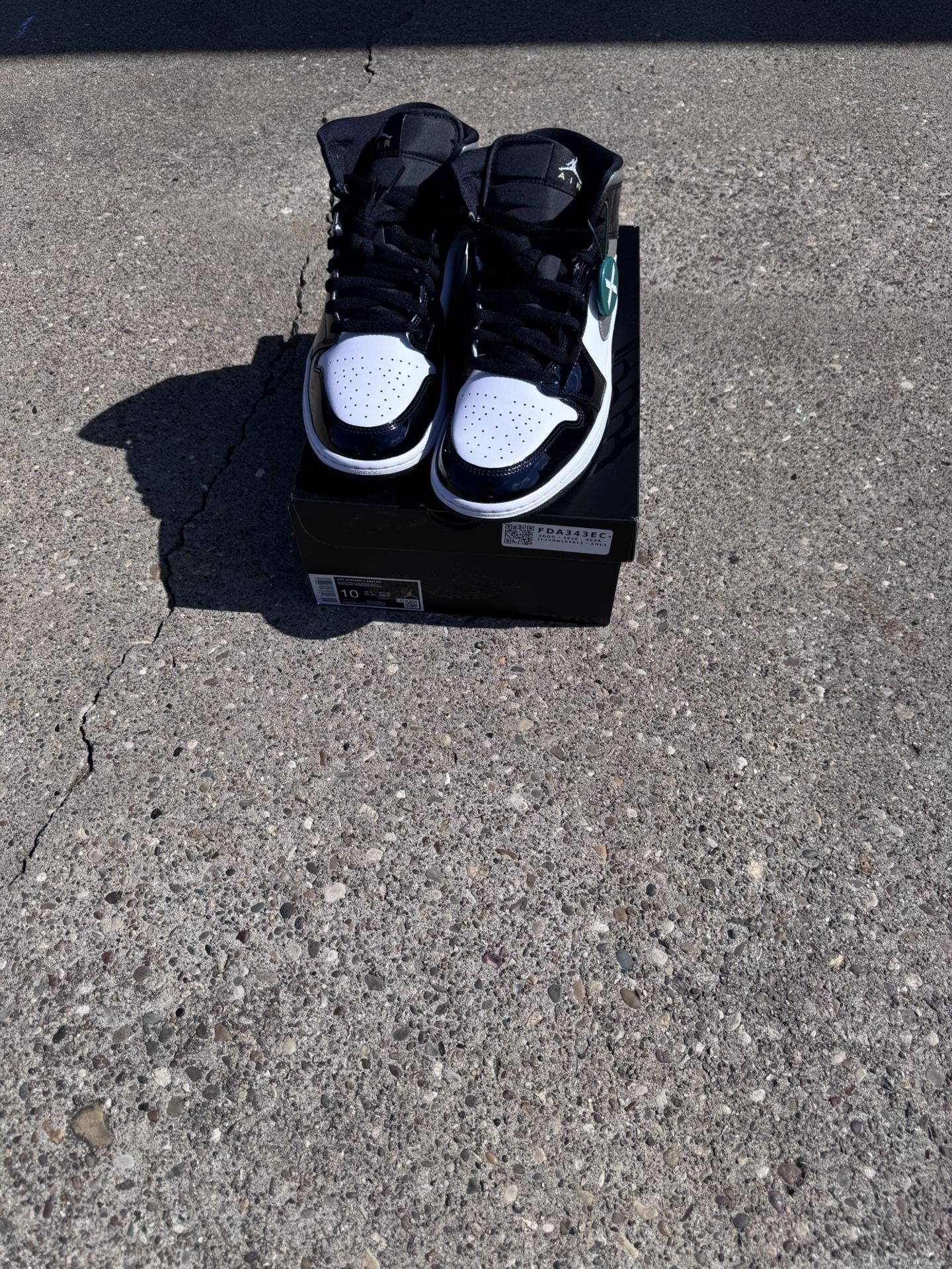 Jordan 1 Brand New 