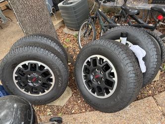 Wheels and tires from 2025 Toyota Tacoma  or 4 runner $850