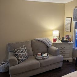 Love Seat (used)