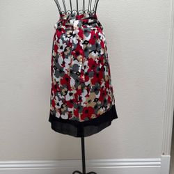 Fluttery Patterned Skirt