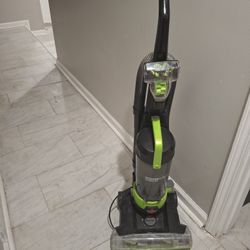 Vacuume Cleaner Must Go By 1/8/2026