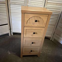 4 Drawer Dresser for Bedroom 36.81''Tall Modern Chest of Drawers with Fluted Panel Wood Storage Dresser Organizer with Deep Drawers for Nursery Living