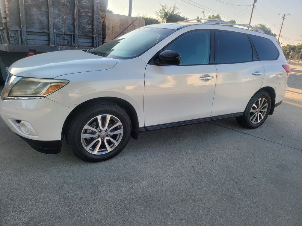 2013 Nissan Pathfinder