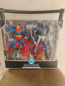 DC Multiverse Superman vs Armored Batman