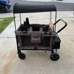WONERFOLD 4 Seater With Car Seat Adapter