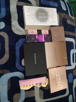 Makeup bundle