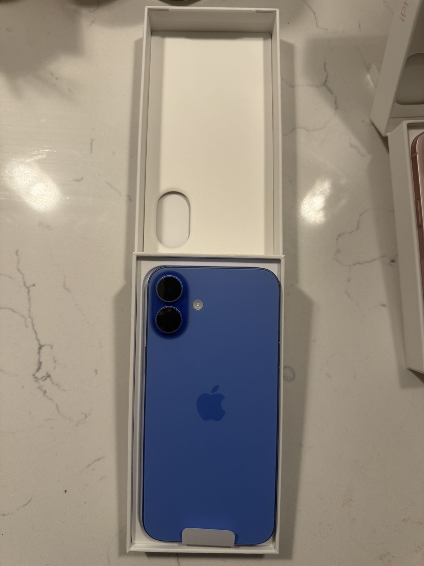 Apple iPhone 16 Plus