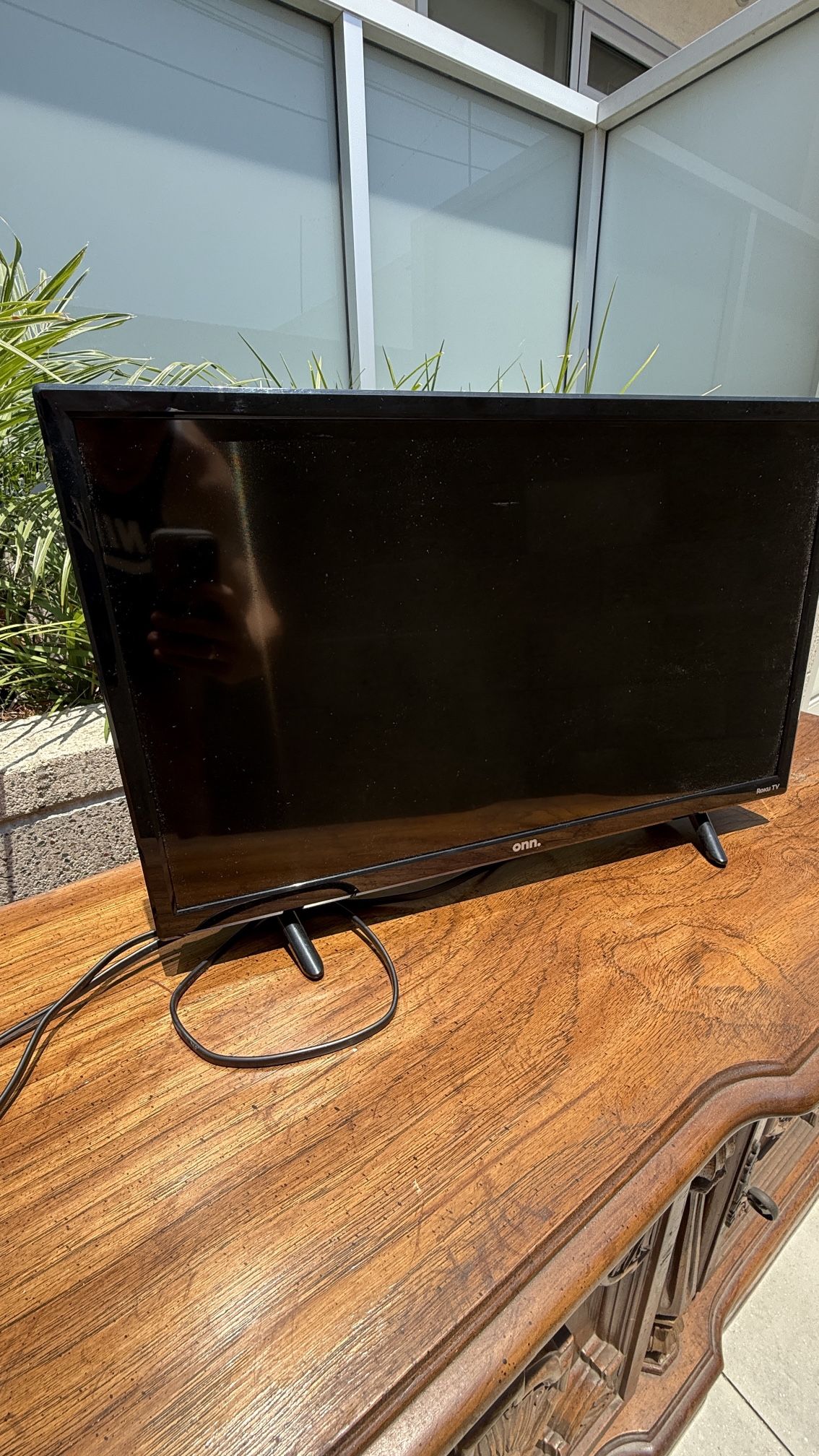 Onn 24” Roku Smart TV