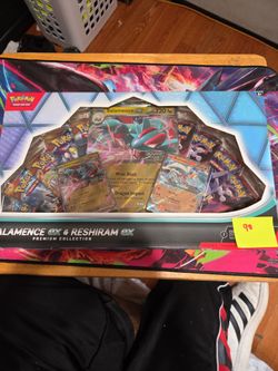 Salamence ex & Reshiram ex Premium Collection
Salamence ex & Reshiram ex Premium Collection
