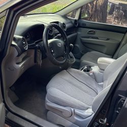 2007 KIA Rondo