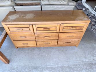 Free dresser!