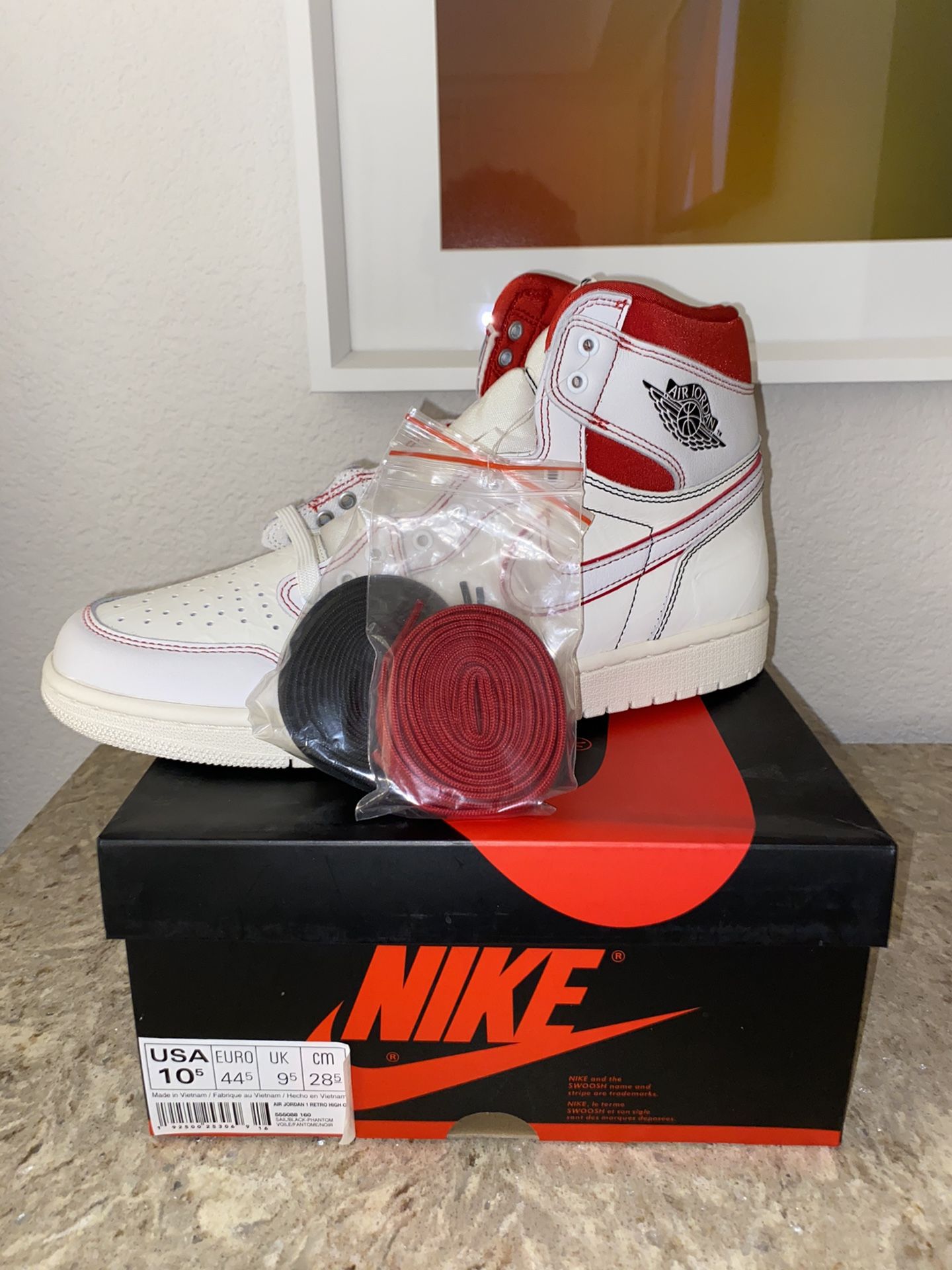 Jordan Retro 1 “Phantom Gym Red”