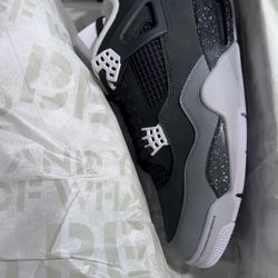 Jordan 4 Fear 