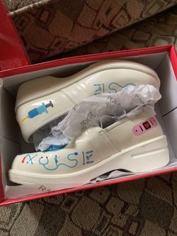 Size 8 NEW Nursing Shoes