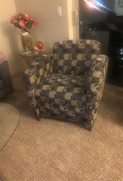2 chairs perfect condition