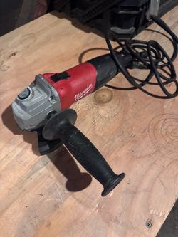 Milwaukee Corder Grinder