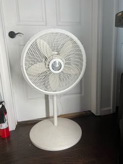 Lasko stand fan