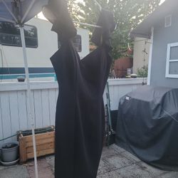 S BLACK DRESS