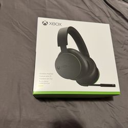 Microsoft Xbox Gaming Headphones. 