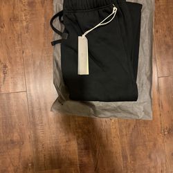 Essential sweats(NEW)