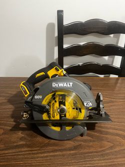 DeWalt 60v Flex Volt 7-1/4” Circular Saw