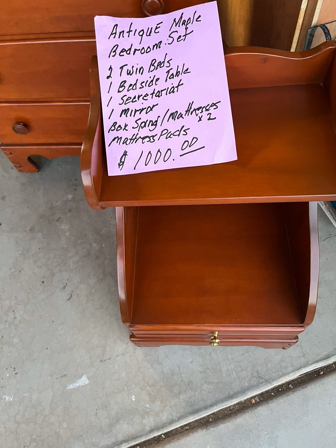 Antique Ethan Allen bedroom set
