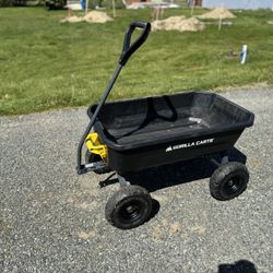 GORILLA CART 4 cu ft Dump Garden Cart