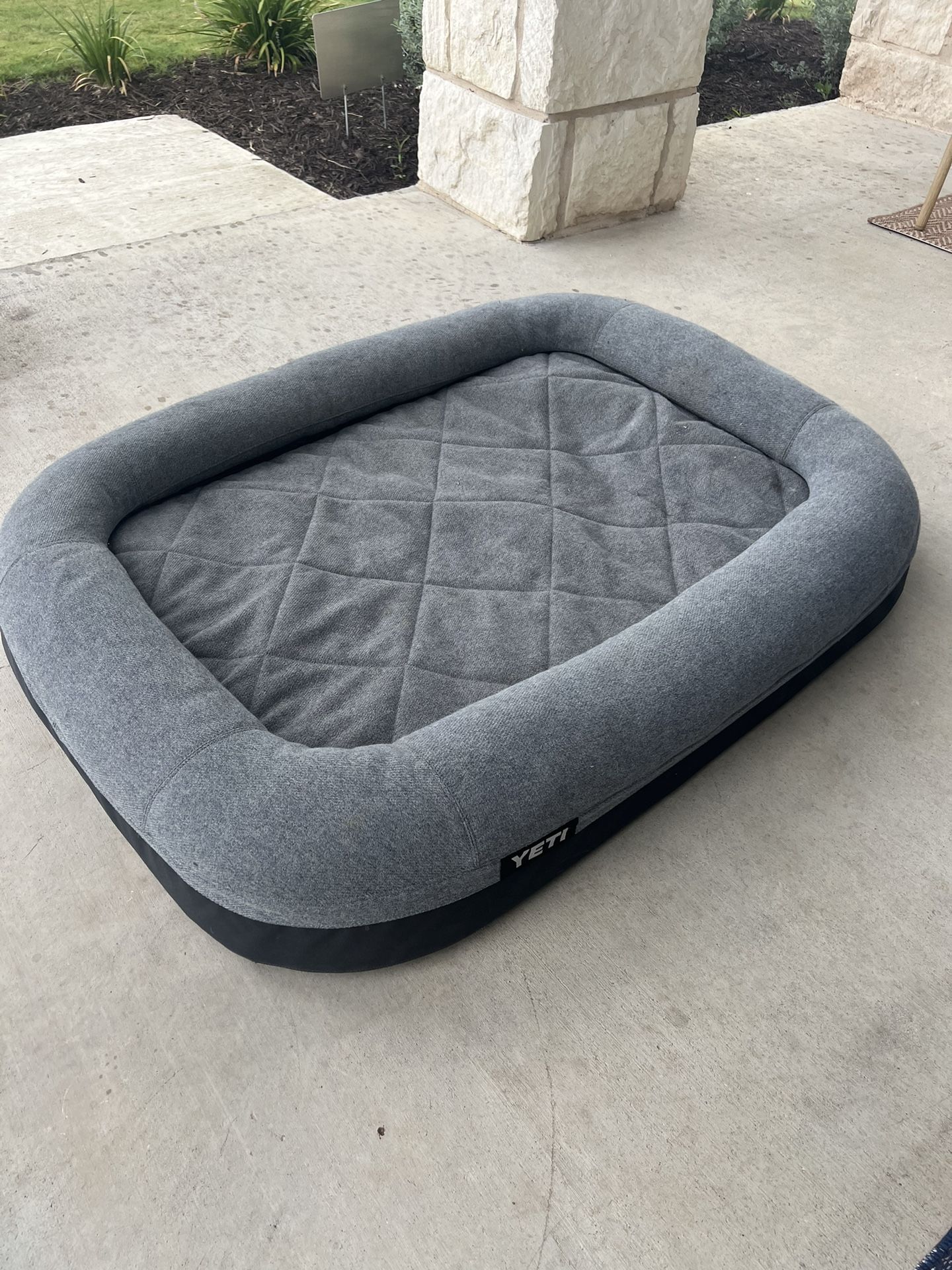 YETI Dog Bed