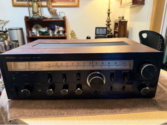 Vintage Optonica/Sharp SA-5206  ( Circa 1979/45 Watts Per Channel - Wooden