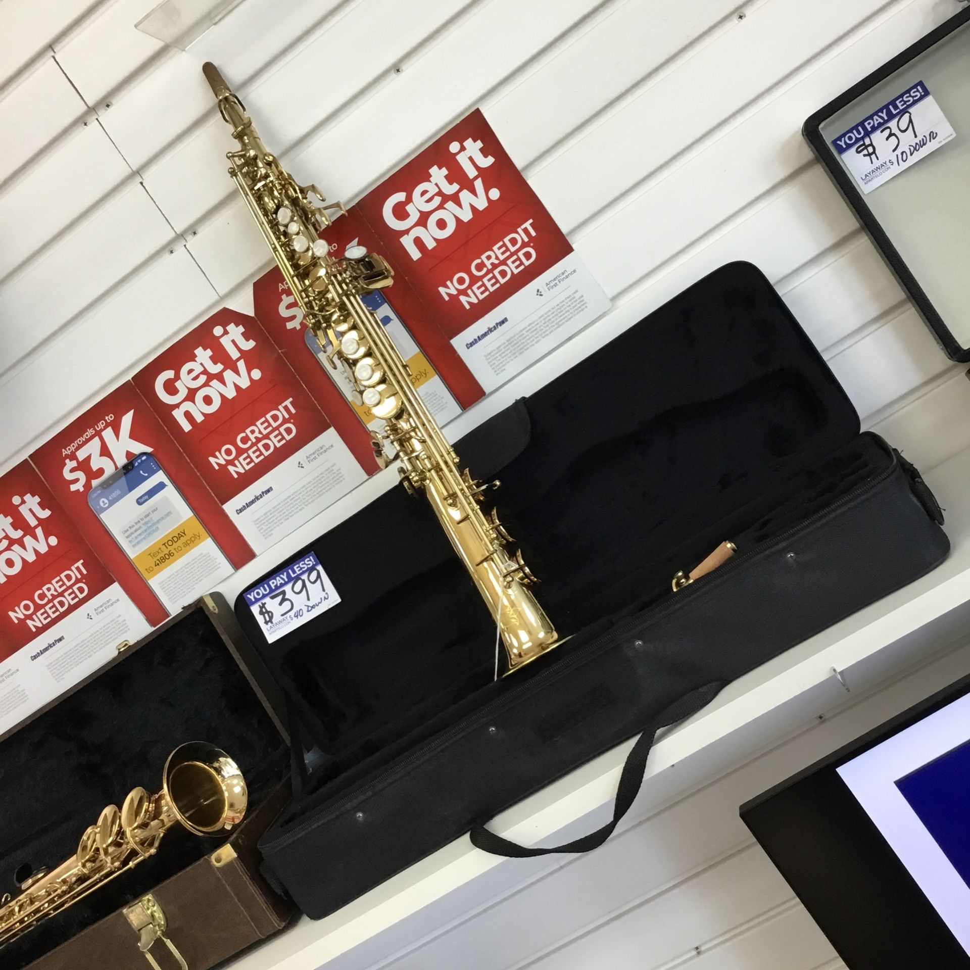 SAXOPHONE BENJAMIN ADAMS MODEL #BASS100XX