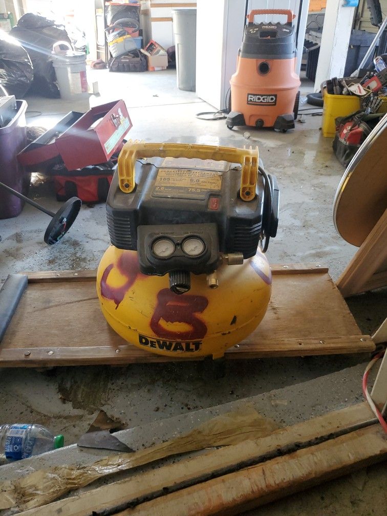 Air Compressor Dewalt 